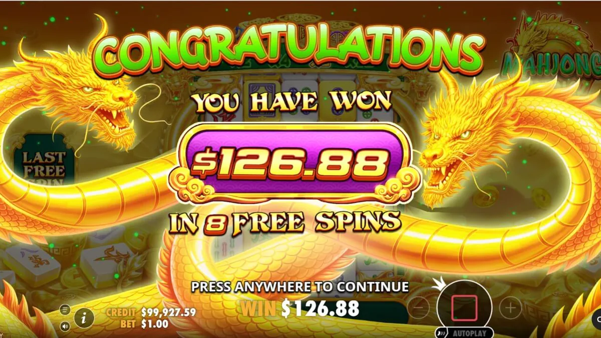 Tampilan visual slot Mahjong Wins Triple Pot dengan elemen naga dan ubin mahjong yang megah
